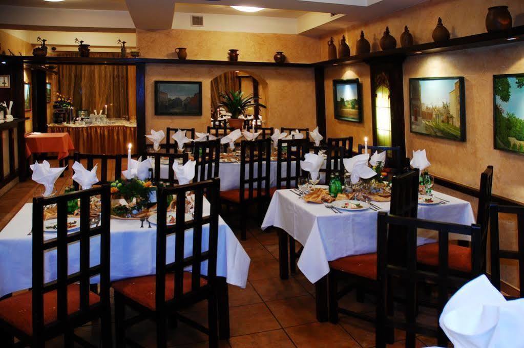 Hotel Retman Stary Toruń Εξωτερικό φωτογραφία